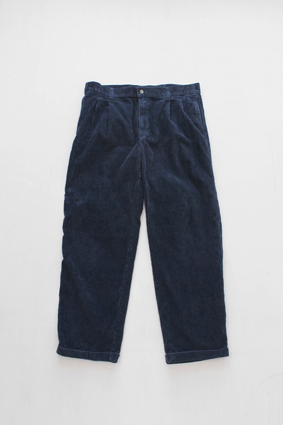 Vintage Corduroy Pants (36x31)