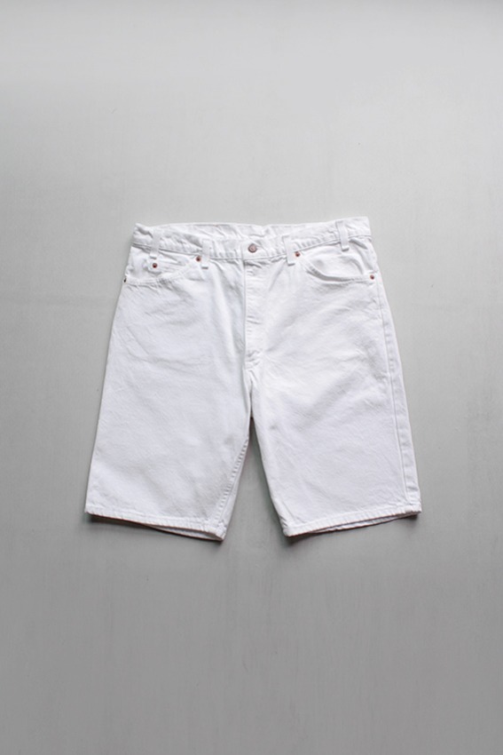 OrangeTab, 90s Levis 550 White Denim Shorts (W36)