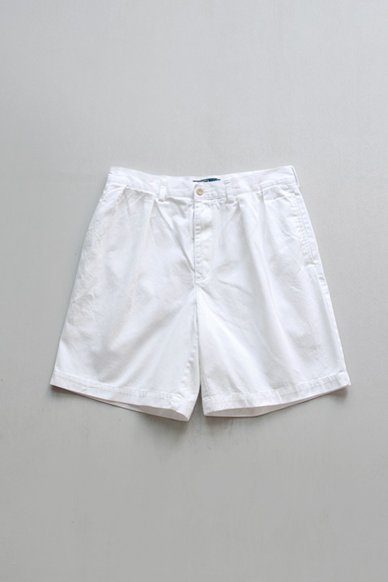Polo Ralph Lauren Two Tuck White Shorts (W32)