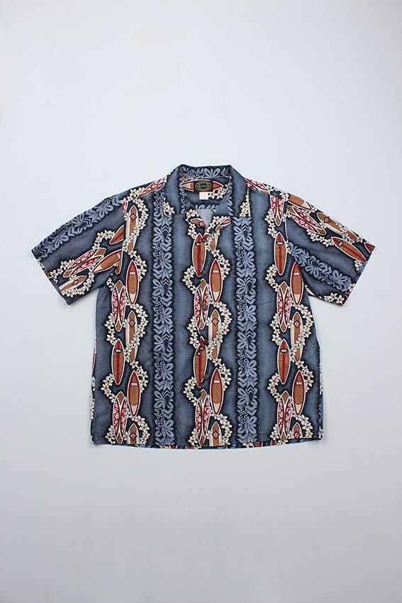 Vintage &#039; RESERVE &#039; Hawaiian Shirts (L)