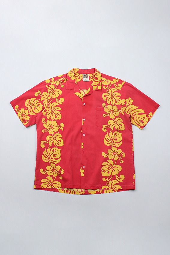 Vintage &#039;Winnie Fashion&#039; Hawaiian Shirts(XXL)